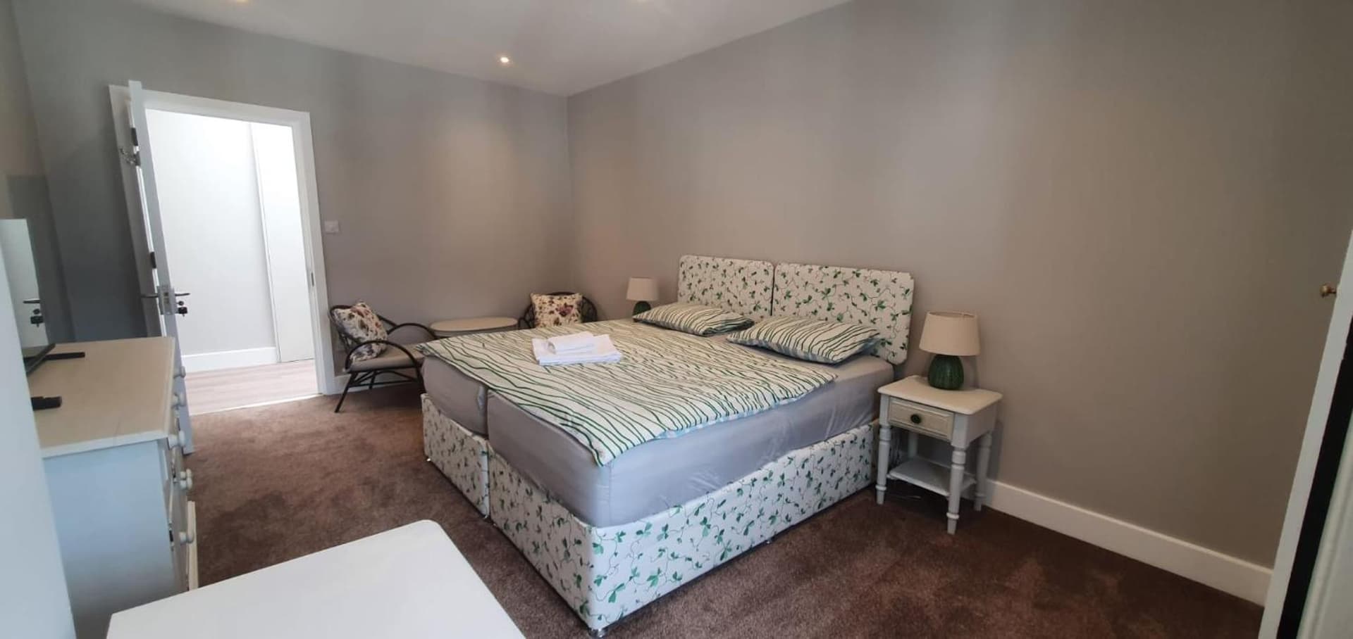 Place to Stay in Thames Ditton, London, foto 2