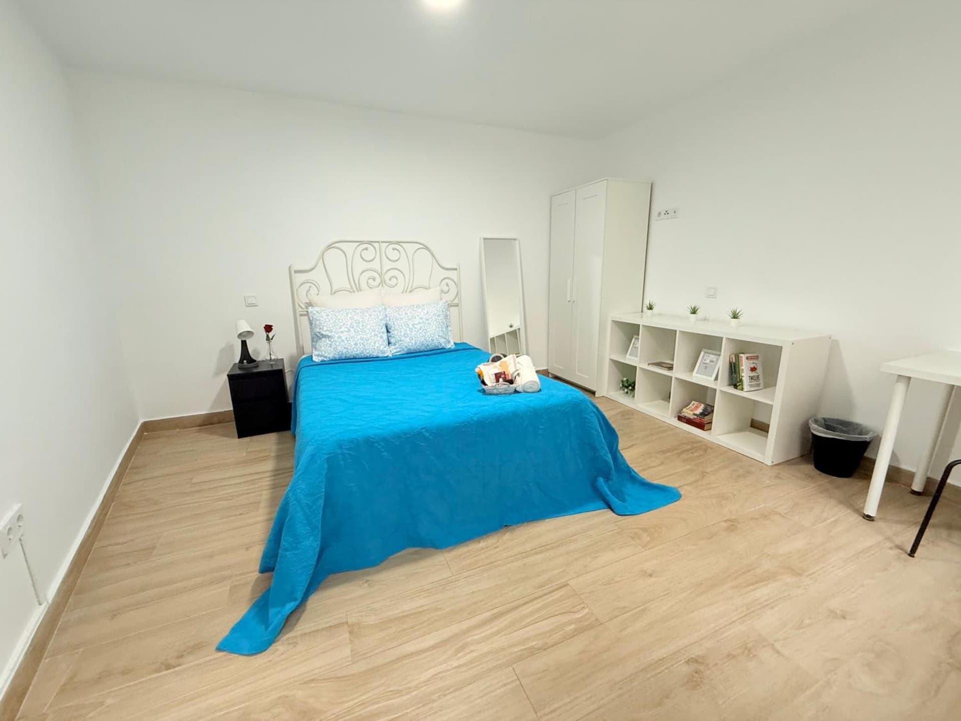 Rosa Rooms, Habitación con baño privado, Pozuelo de Alarcón, foto 2