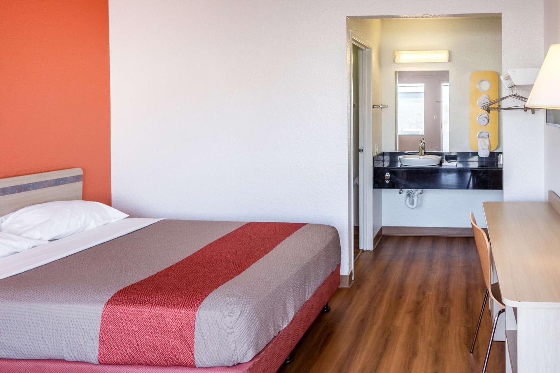 Motel 6 Bakersfield, CA - Convention Center, Bakersfield, foto 3