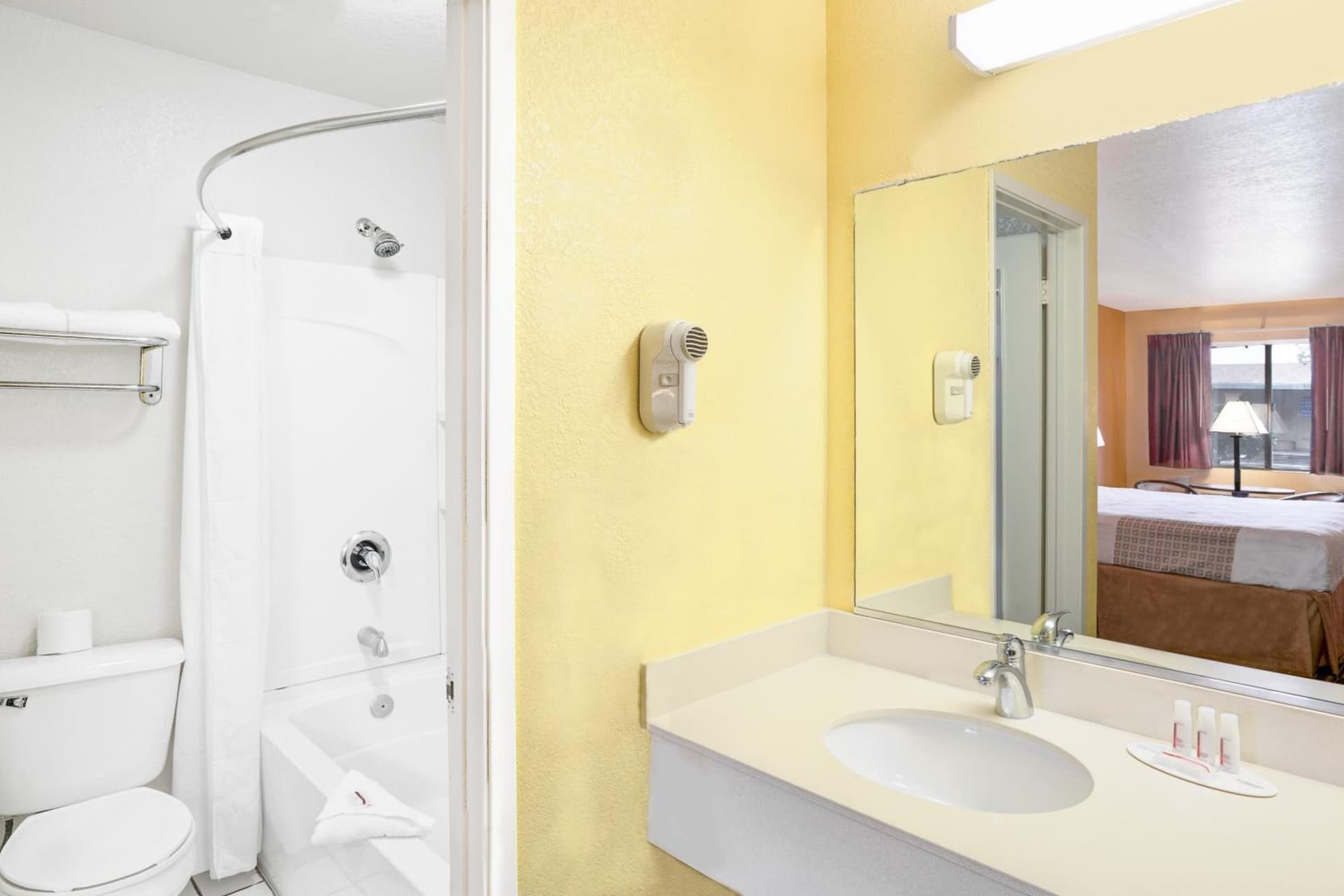 Howard Johnson by Wyndham Modesto Ceres, Ceres, foto 2