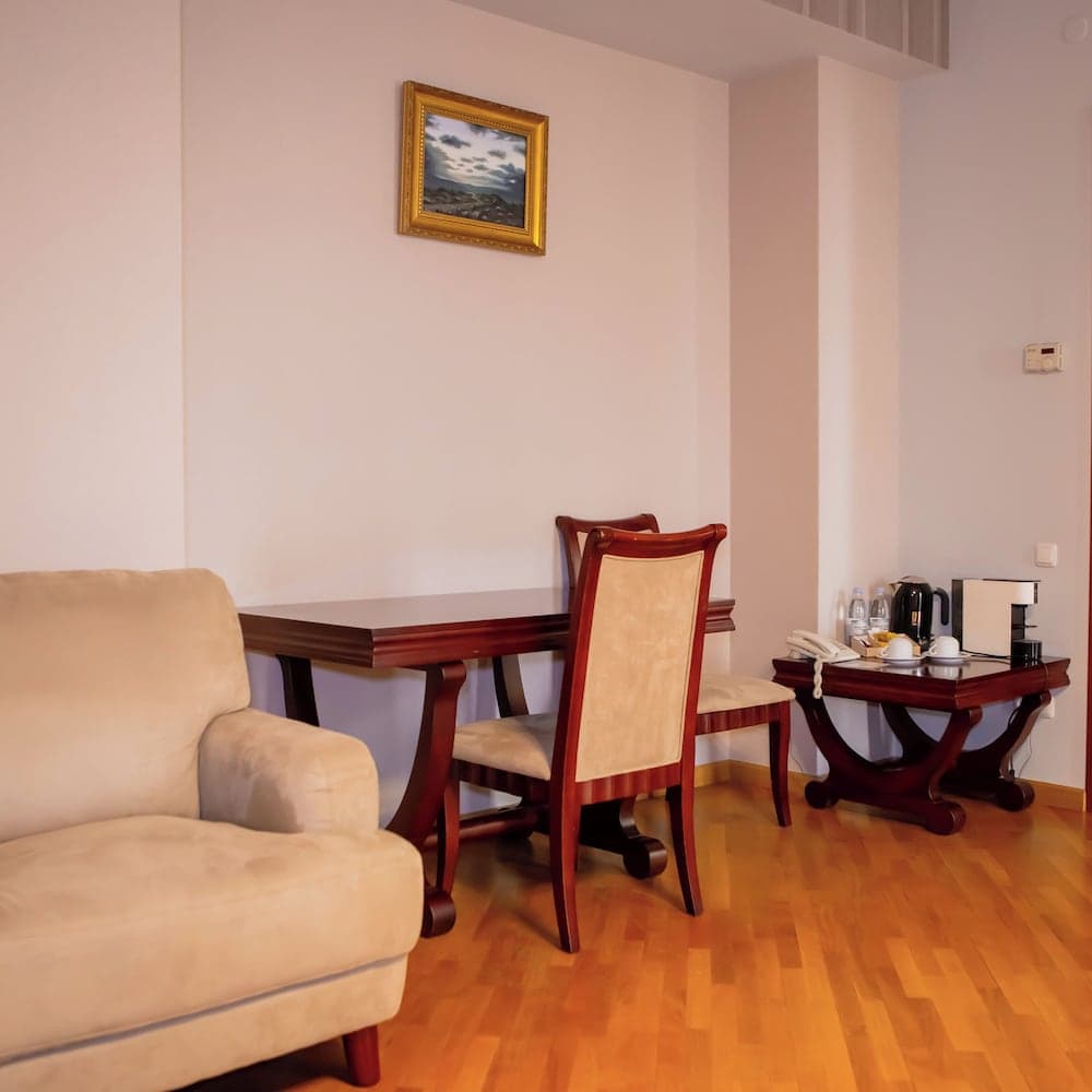 Latar Hotel Complex, Yerevan, foto 2