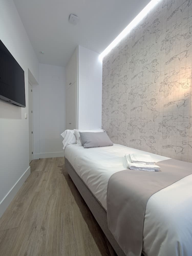 Dobo Marco Polo, Madrid, foto 2