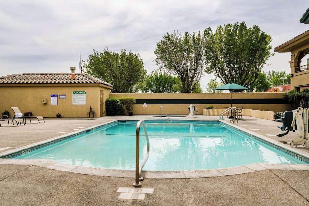 Quality Inn & Suites Lathrop - South Stockton, Lathrop, foto 3