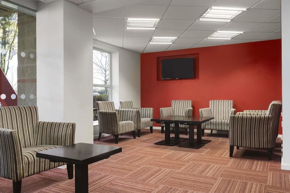 Ramada by Wyndham London Stansted Airport, Bishop's Stortford, foto 2