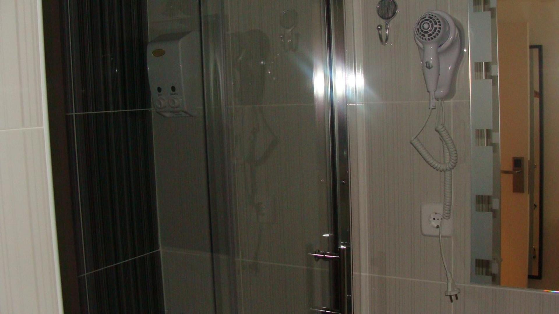 Hostal JQ Madrid 1, Madrid, foto 4