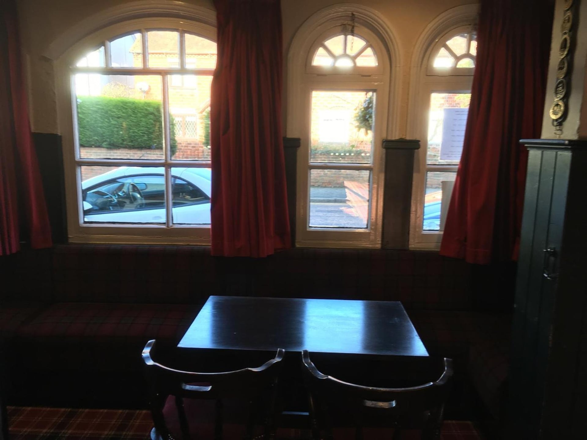 The White Hart pub and rooms, Cranleigh, foto 2