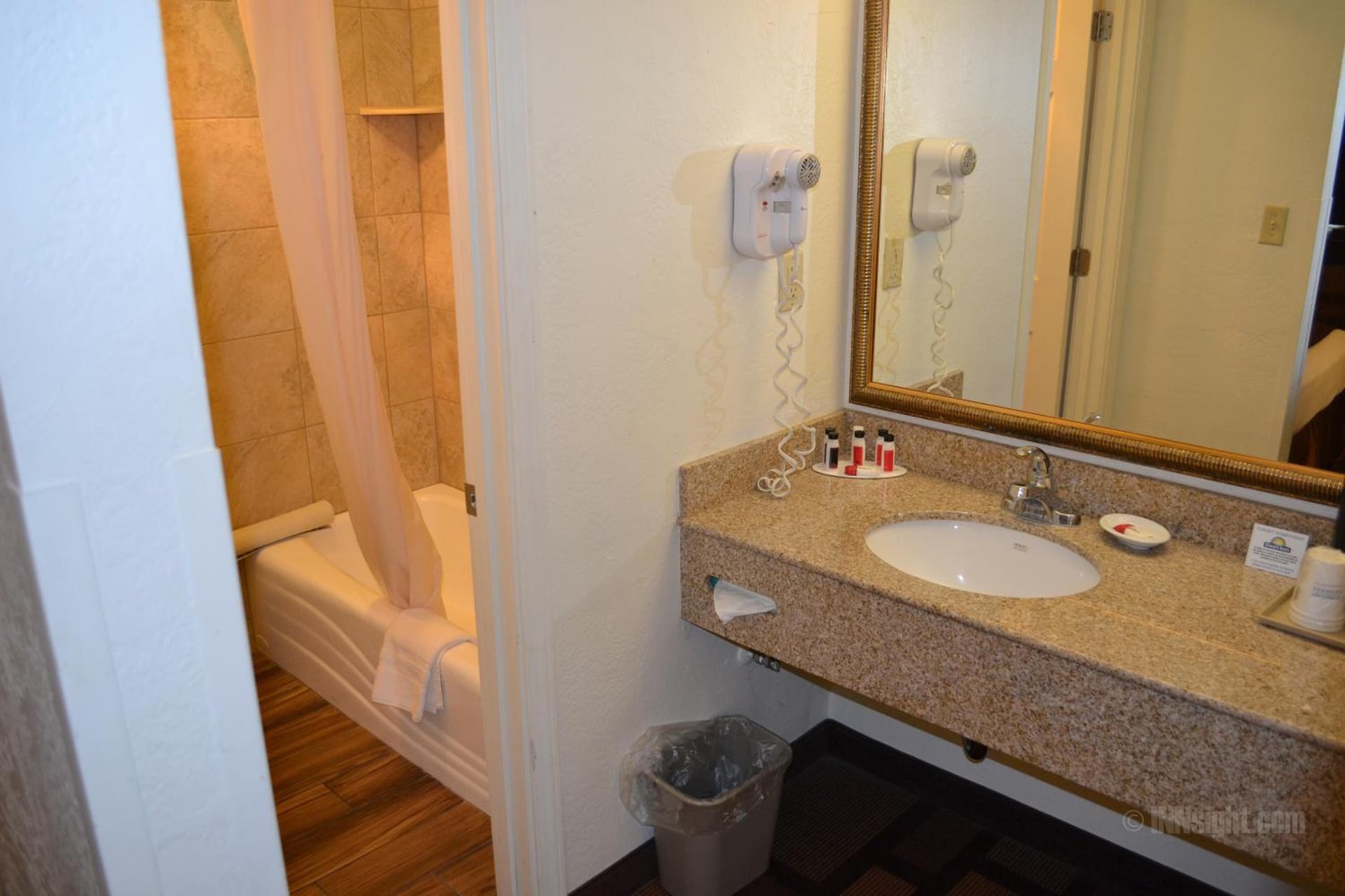 Days Inn & Suites by Wyndham Lodi, Lodi, foto 3