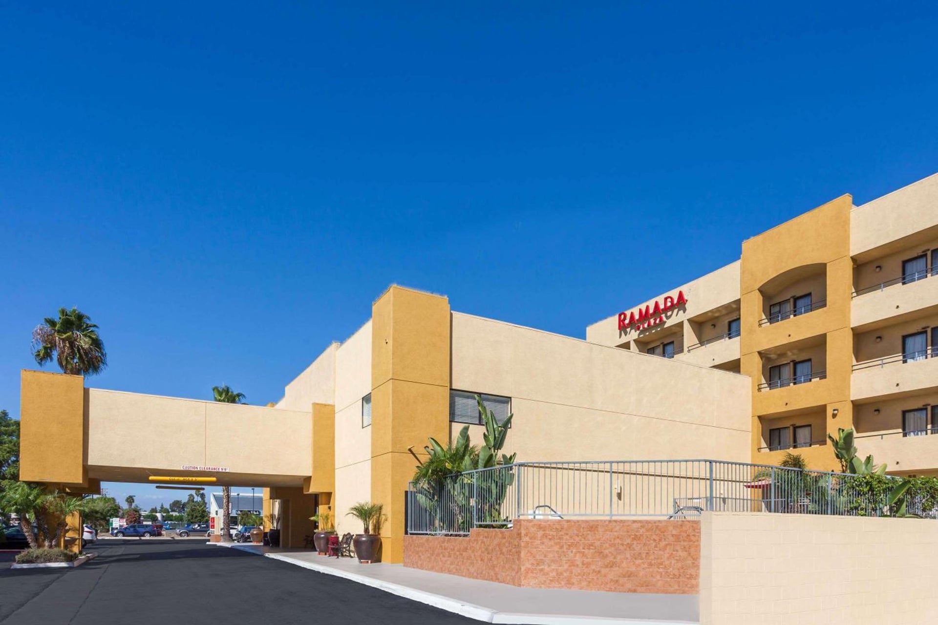 Ramada Plaza by Wyndham Garden Grove/Anaheim South, Anaheim, foto 4