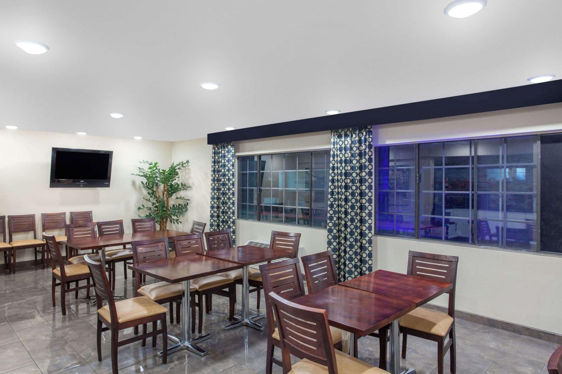 Ramada by Wyndham Culver City, Culver City, foto 5