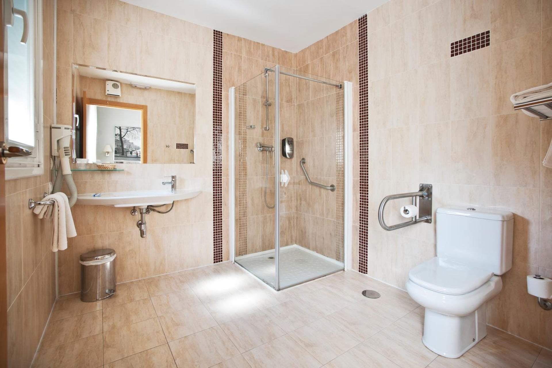 Hostal T4, Paracuellos de Jarama, foto 2