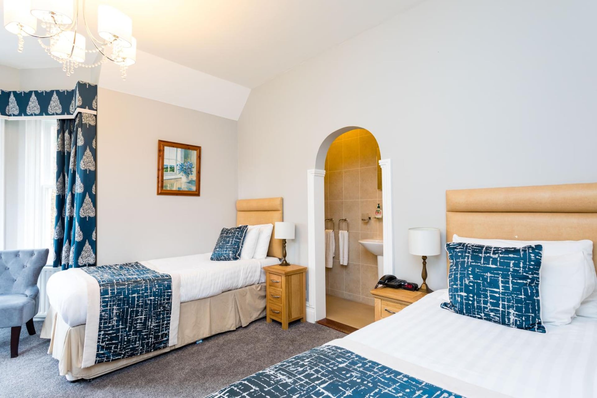 The Lawn Guest House Gatwick, Horley, foto 5