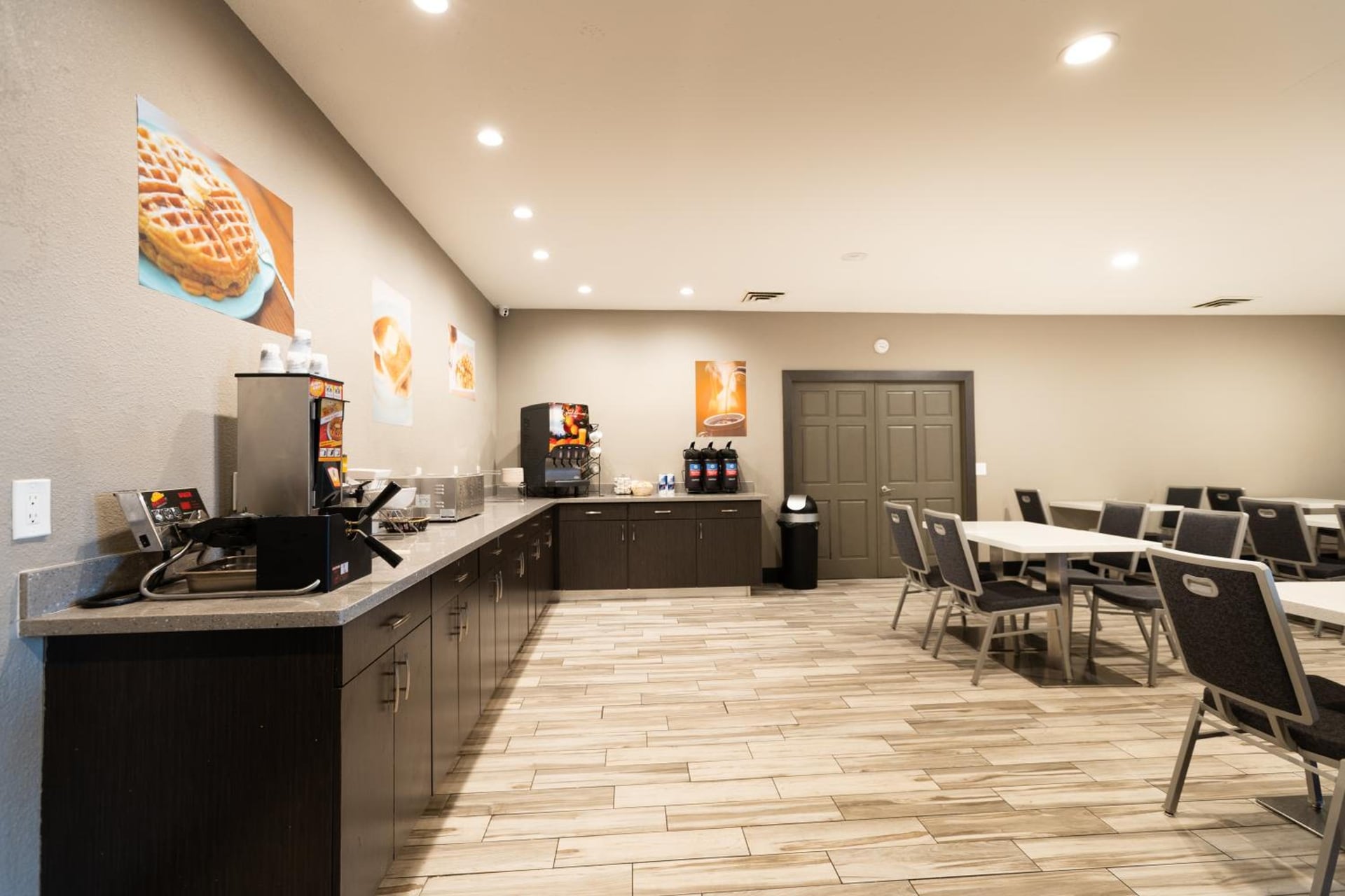 SureStay Plus Hotel by Best Western Point Richmond, Richmond, foto 5
