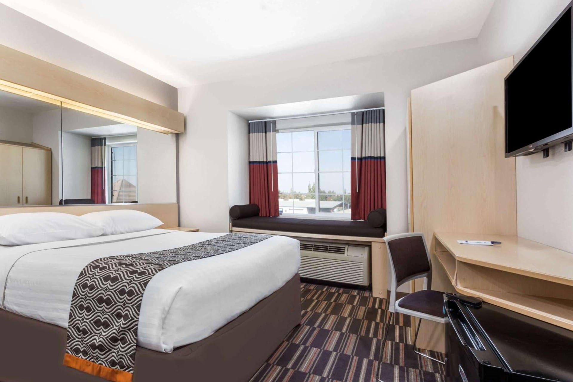 Microtel Inn & Suites Modesto, Ceres, foto 3