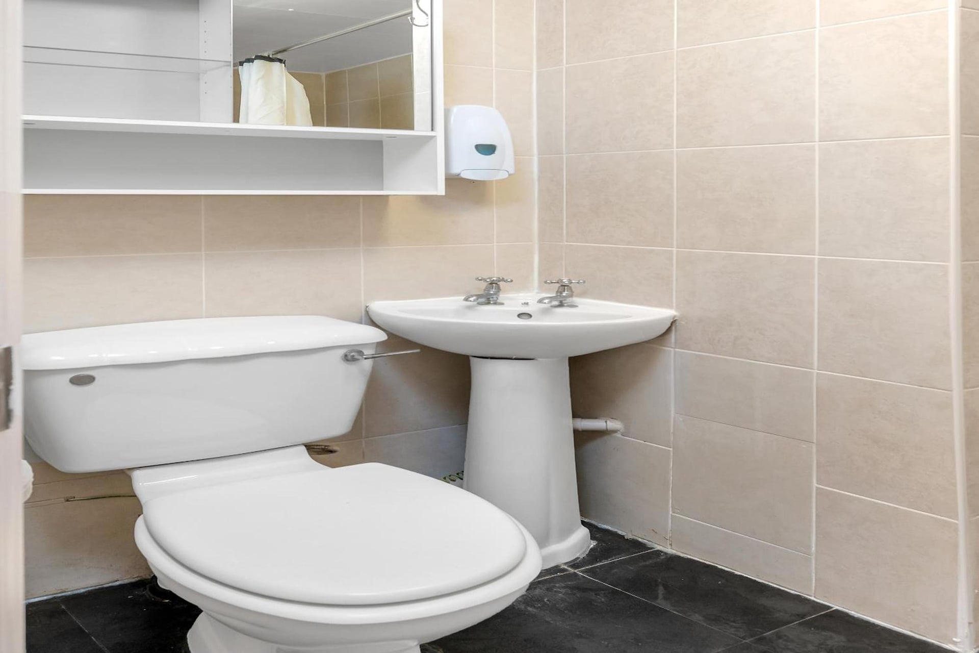 Flexistay Tulsi Aparthotel, Croydon, foto 5