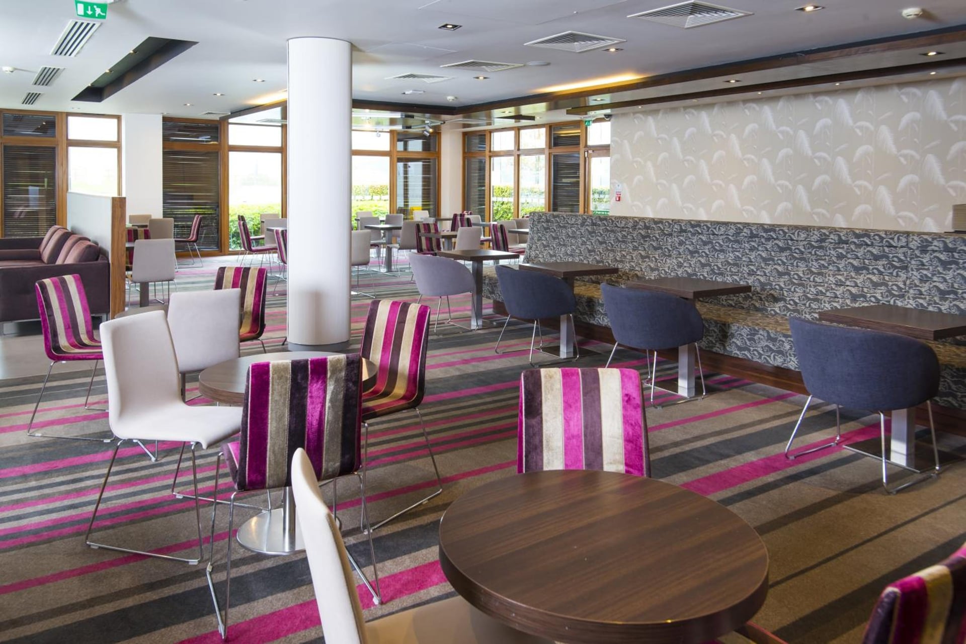 Holiday Inn Express London - Epsom Downs by IHG, Epsom, foto 4
