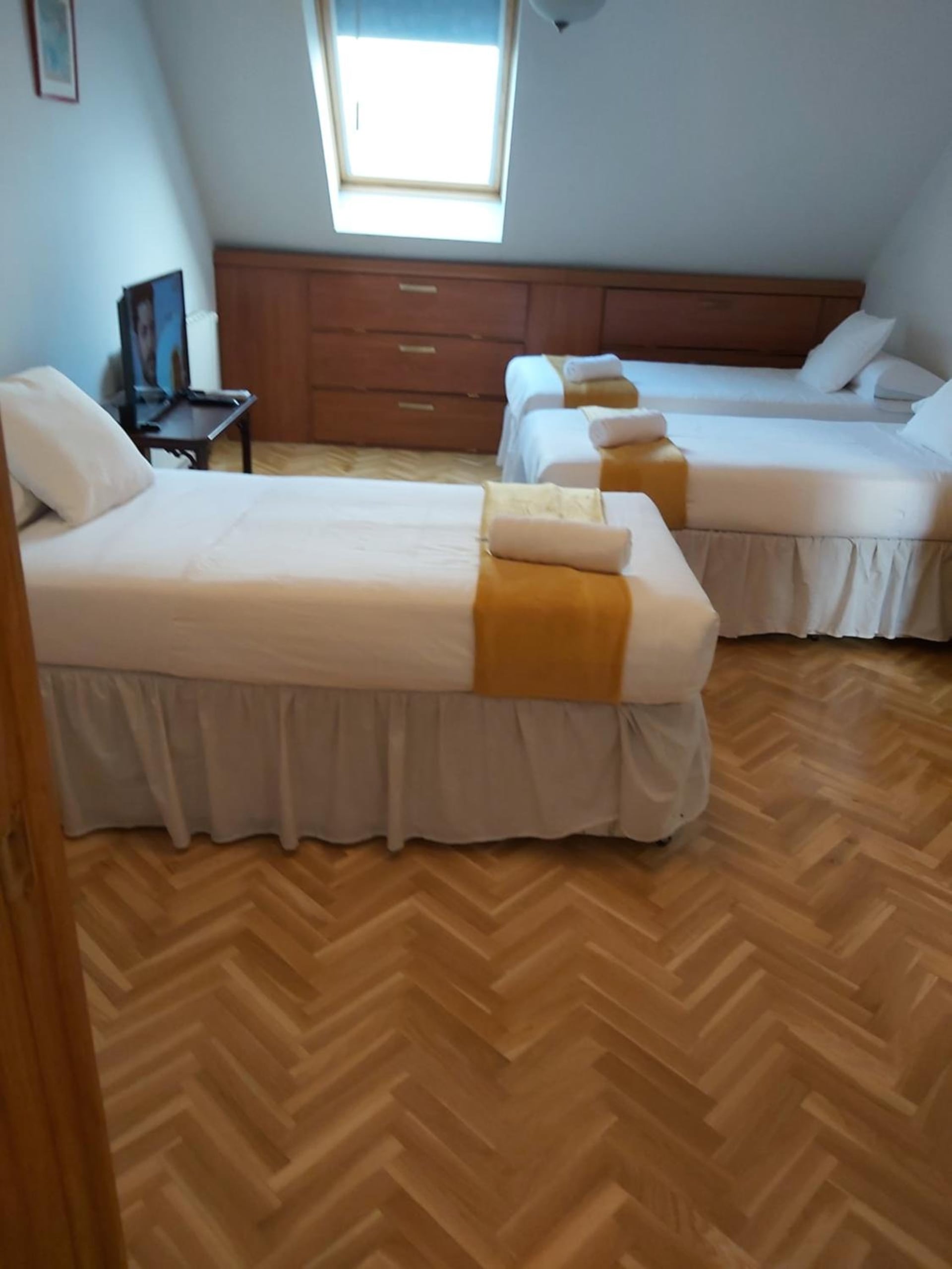 Chalet Avila Rooms, Madrid, foto 5