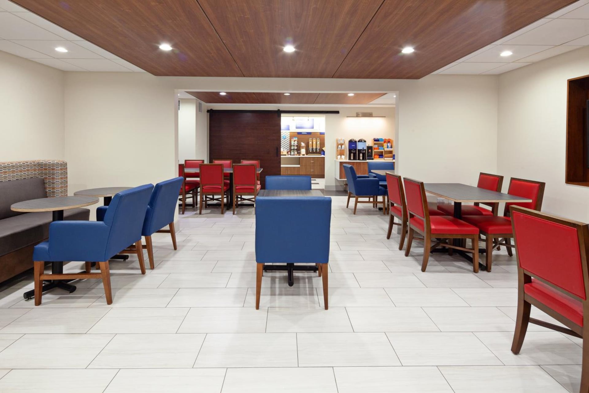 Holiday Inn Express Hotel & Suites San Diego-Escondido by IHG, Escondido, foto 3