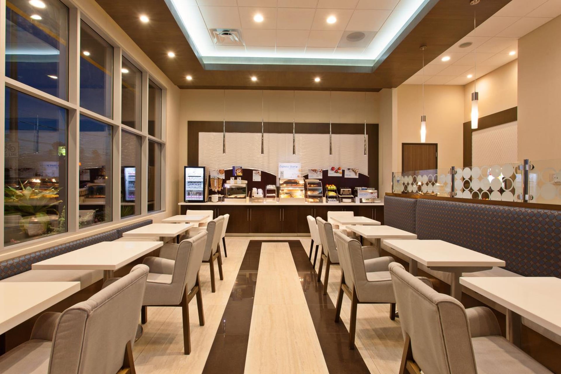 Hampton Inn by Hilton North Hollywood, North Hollywood, foto 3