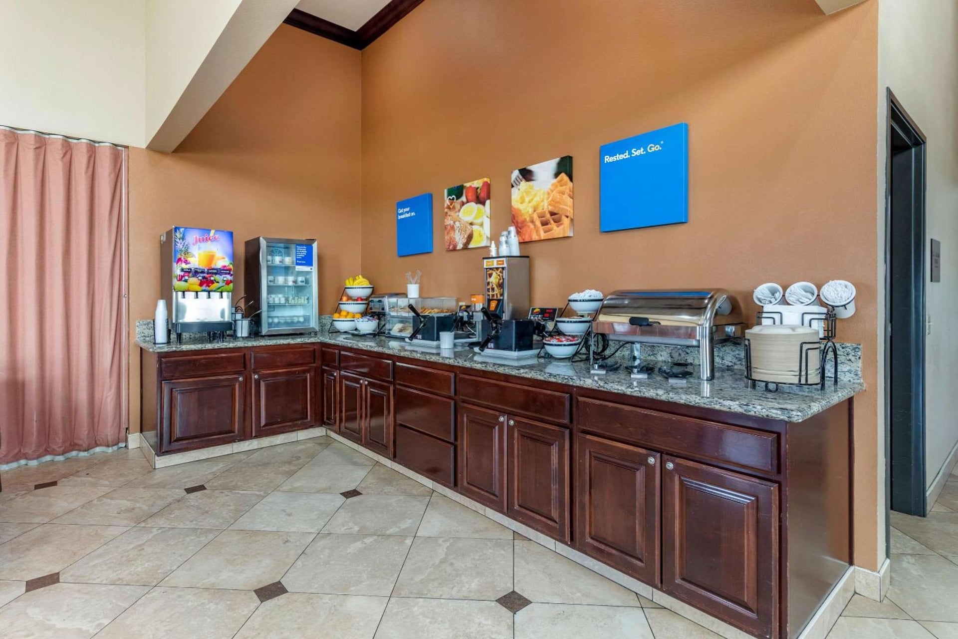 Comfort Inn & Suites San Bernardino, Colton, foto 4