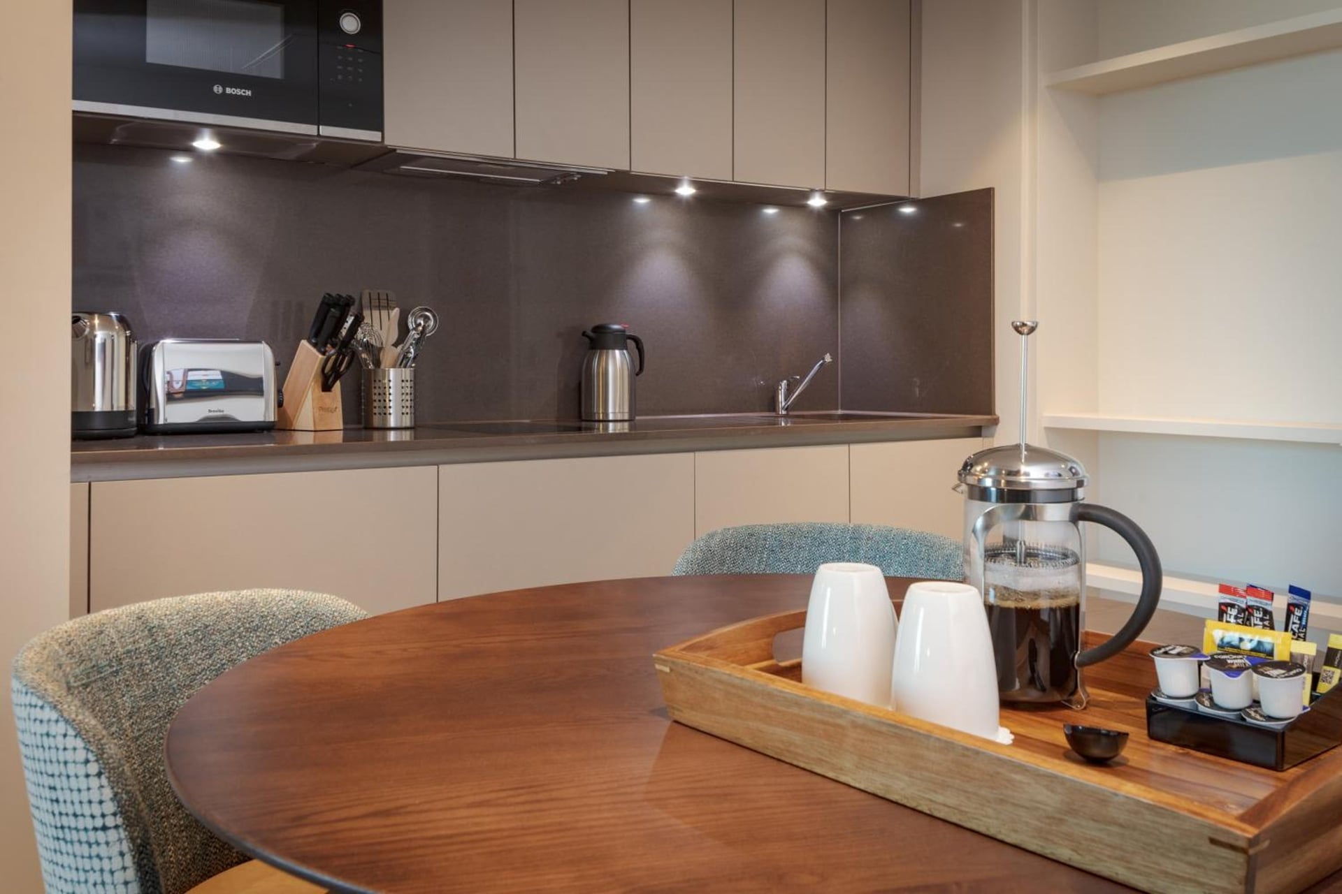 Staybridge Suites London Heathrow - Bath Road by IHG, Hillingdon, foto 2