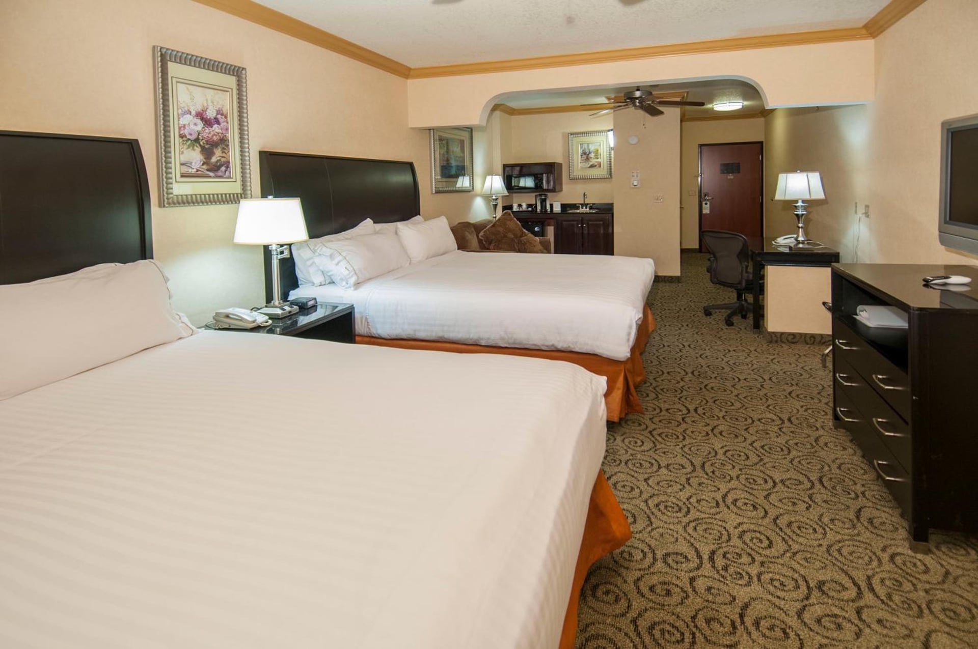 Holiday Inn Express & Suites Bakersfield Central, an IHG Hotel, Bakersfield, foto 2