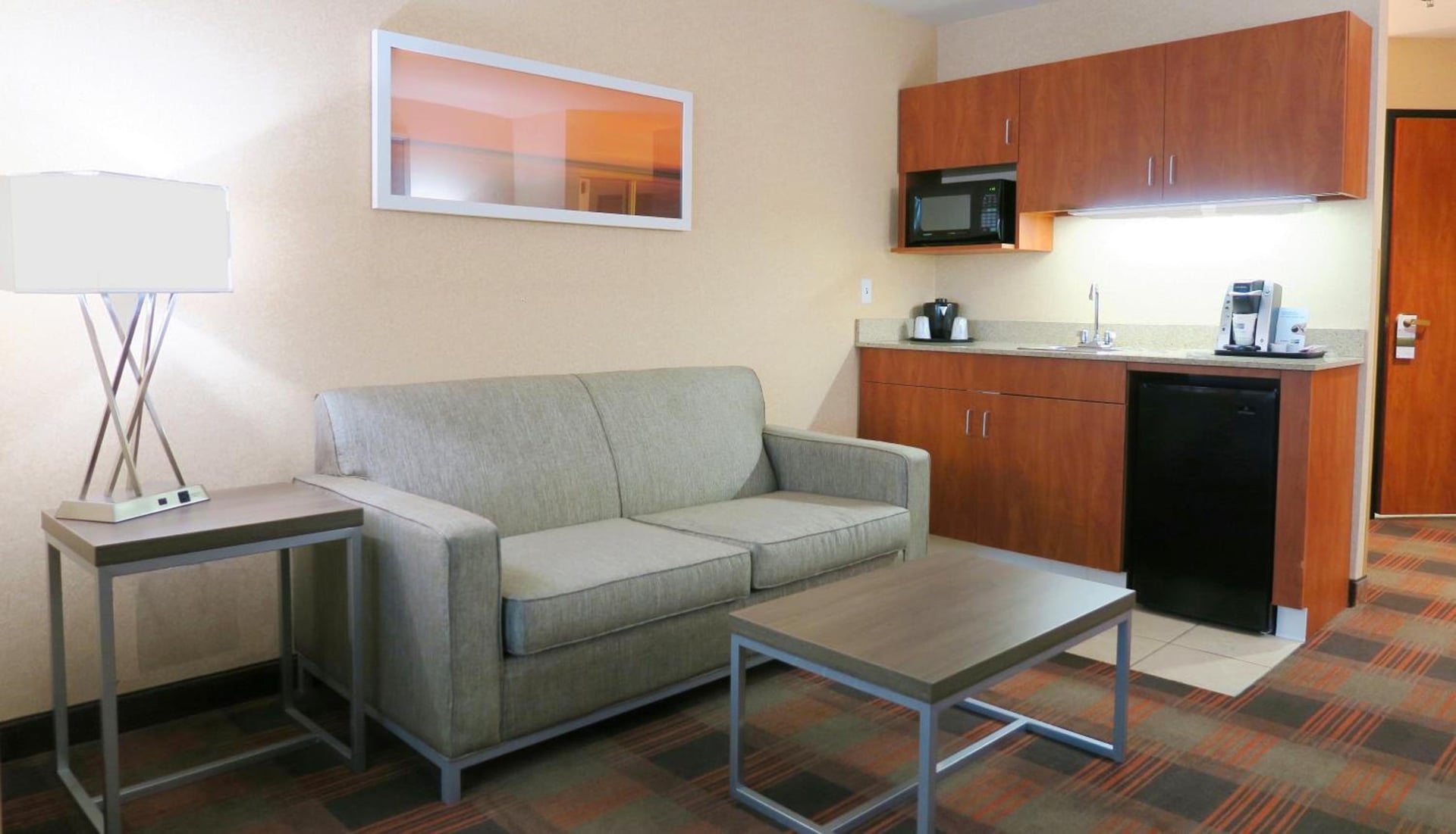 HOLIDAY INN EXPRESS & SUITES ELK GROVE CENTRAL - HWY 99 by IHG, Elk Grove, foto 4