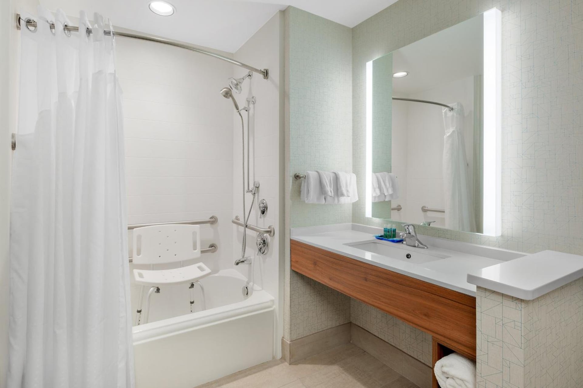 Holiday Inn Express Hotel & Suites Ontario by IHG, Ontario, foto 5