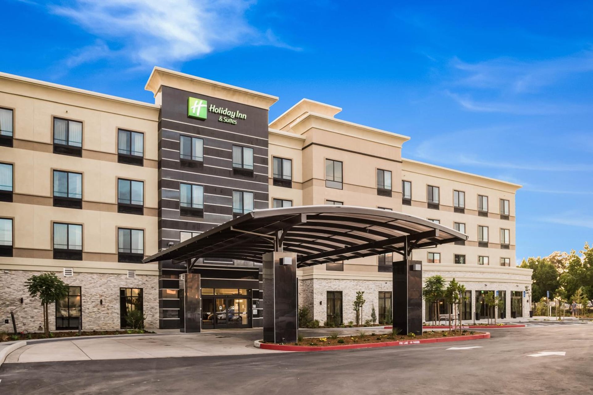Holiday Inn & Suites Silicon Valley - Milpitas by IHG, Milpitas, foto 3