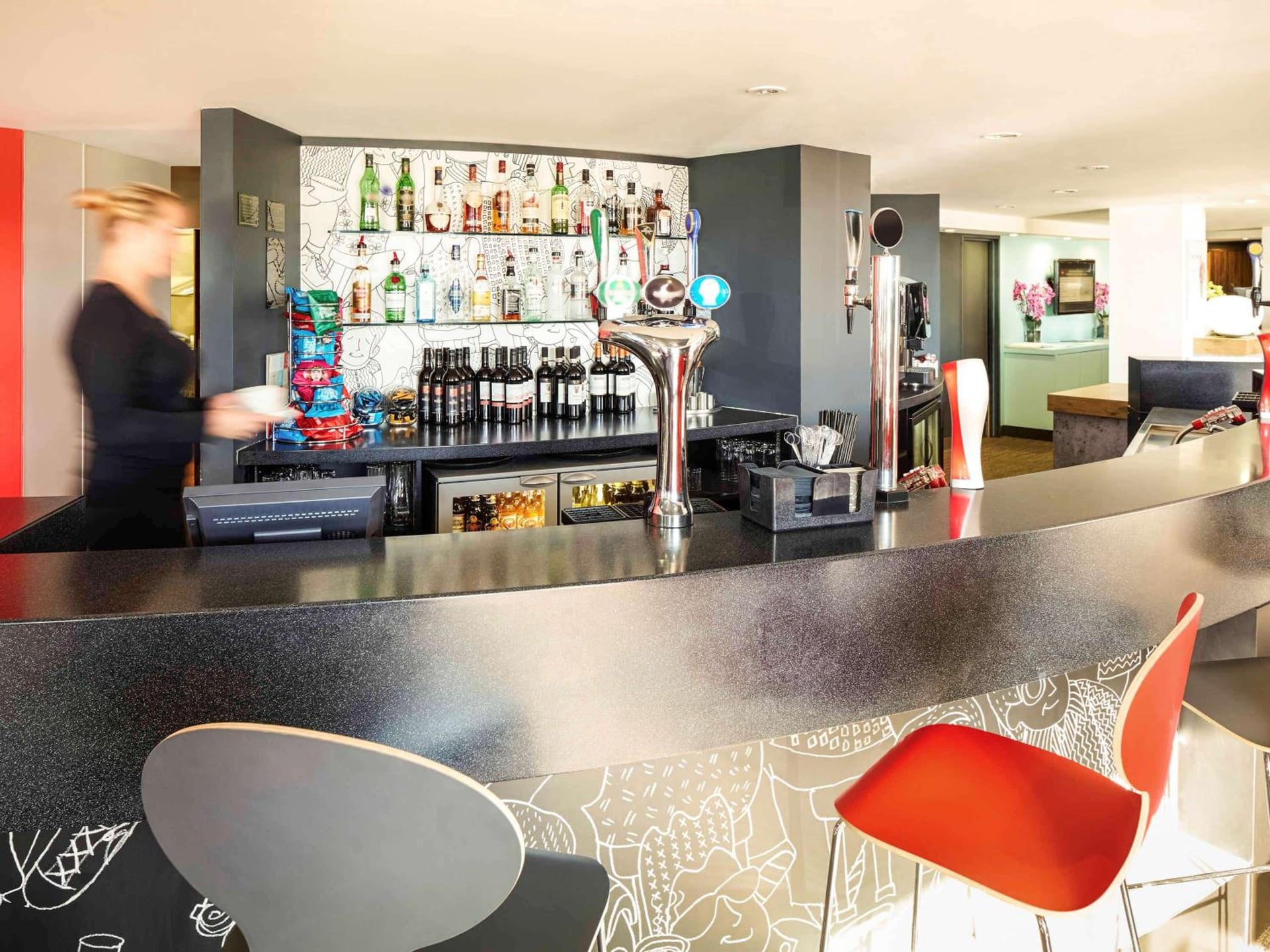 Ibis London Luton Airport, Luton, foto 4