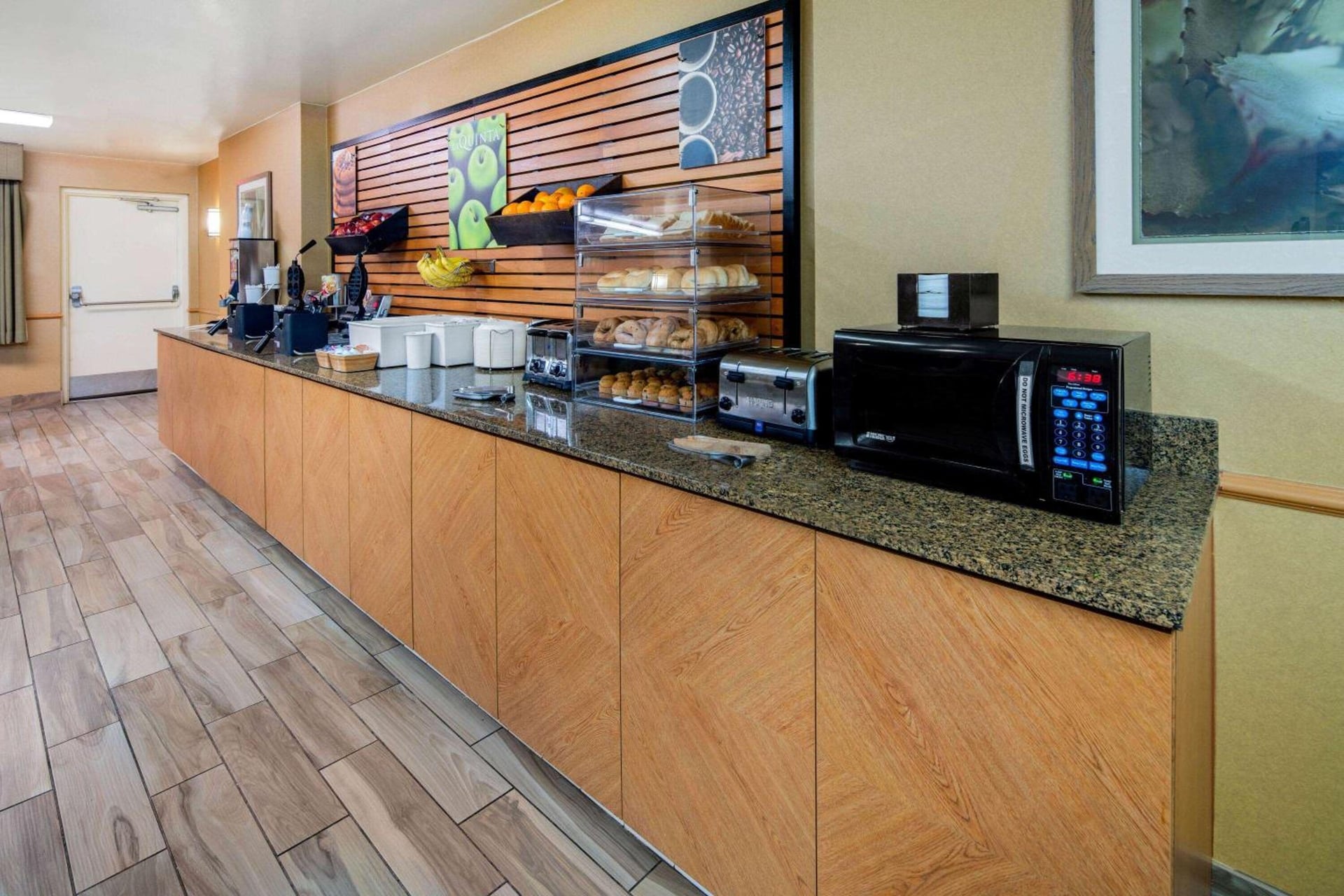 La Quinta Inn & Suites by Wyndham Irvine Spectrum, Irvine, foto 4