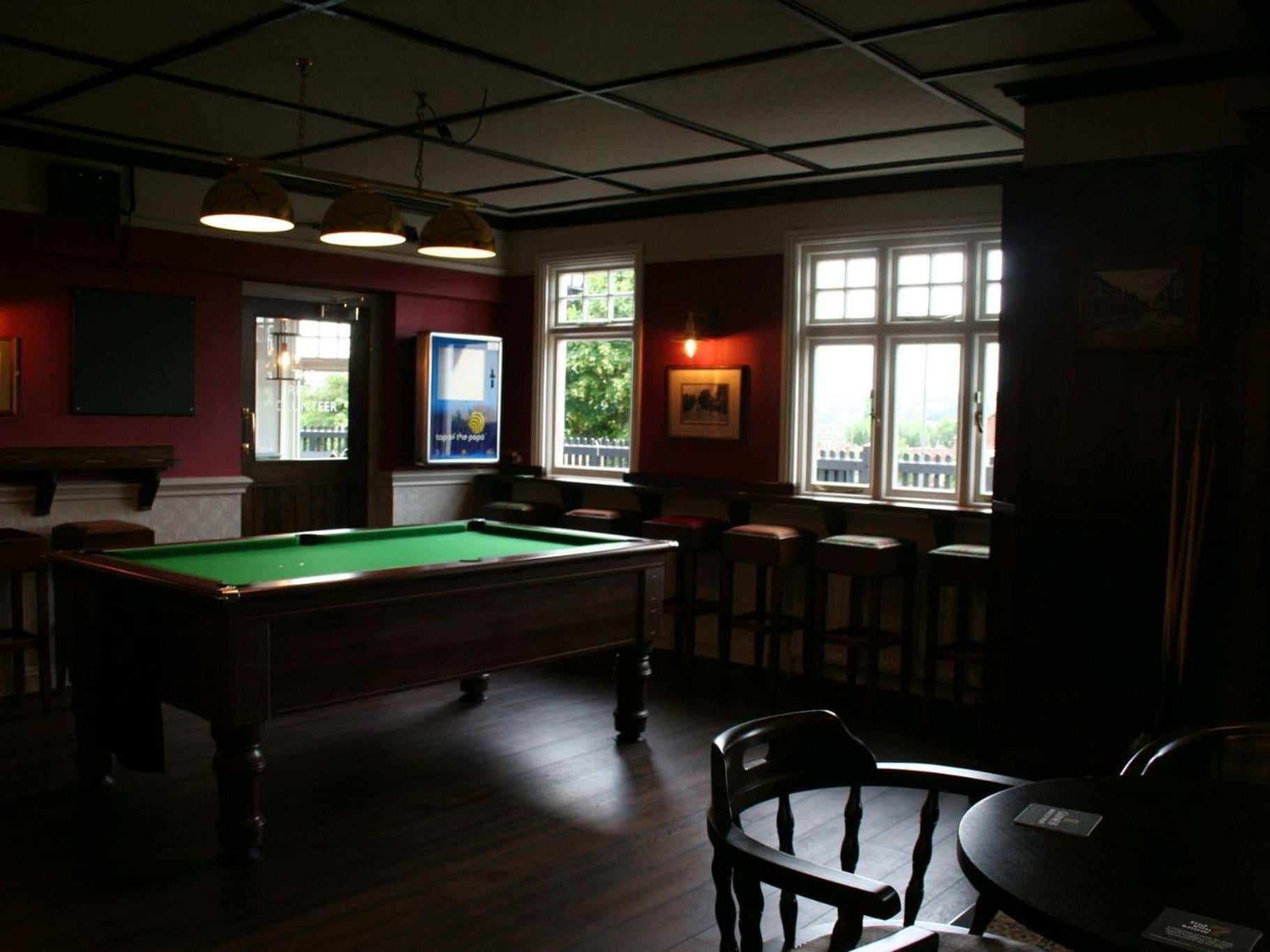 The Rifle Volunteer, Ware, foto 3