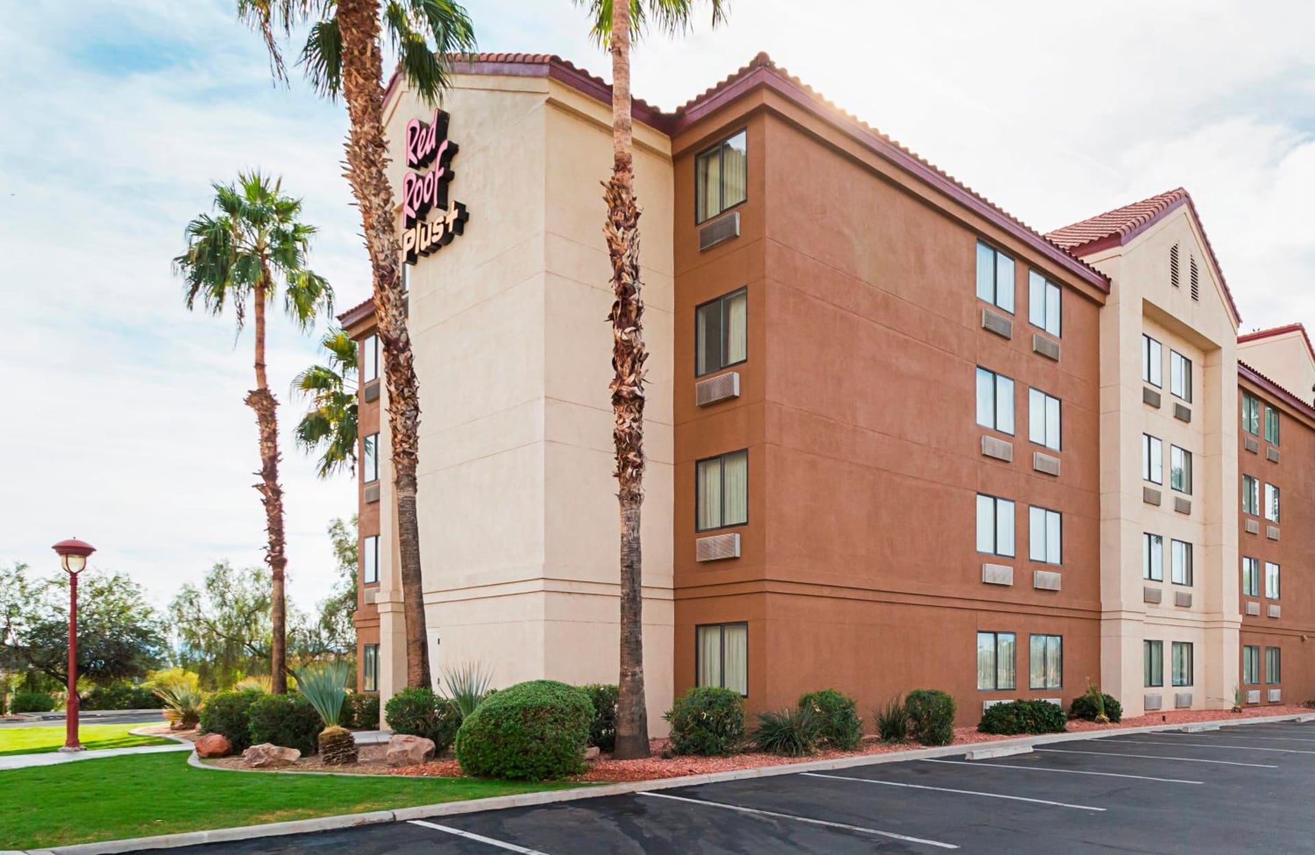 Red Roof Inn PLUS + Phoenix West, Phoenix, foto 2