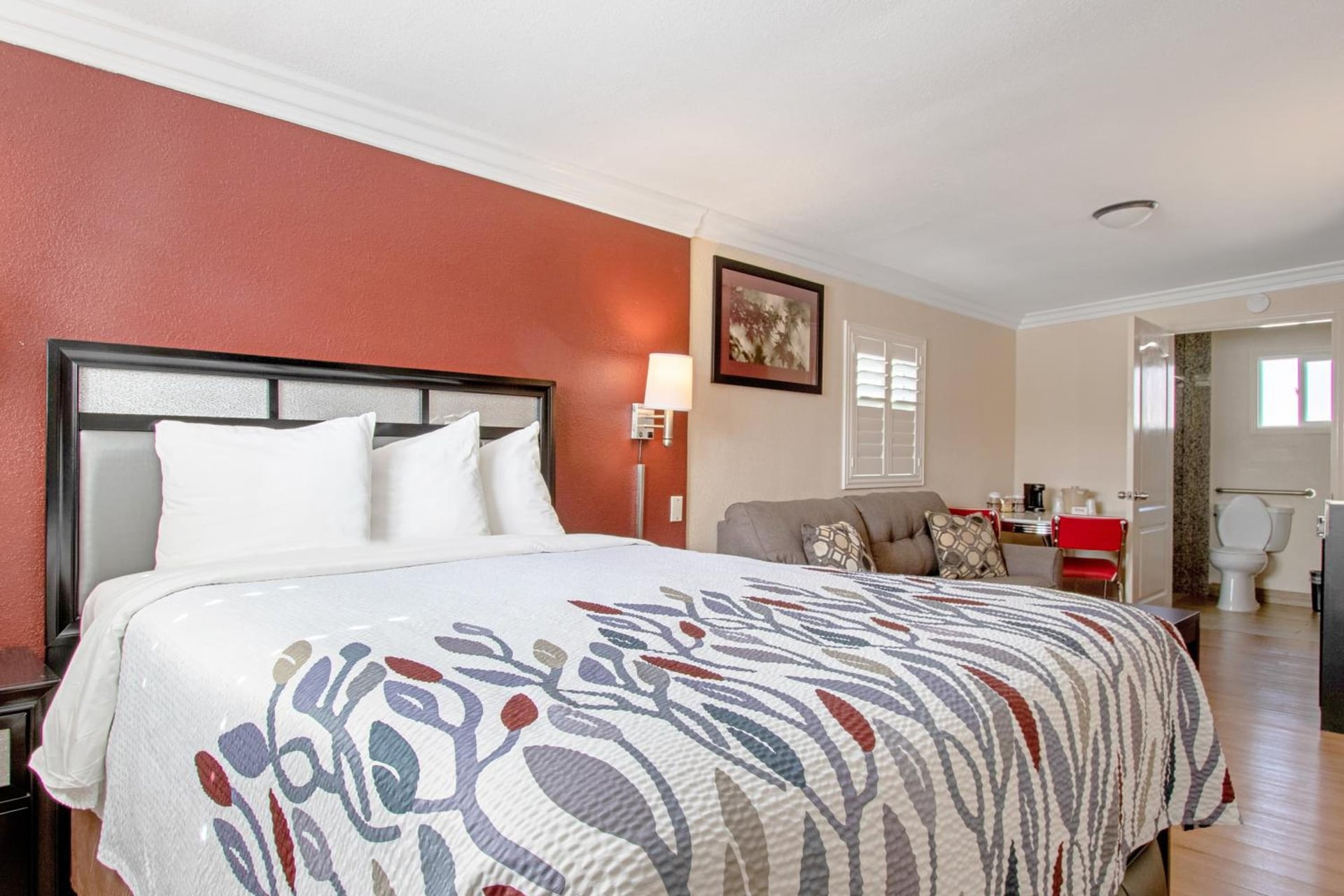 Red Roof Inn & Suites Monterey, Monterey, foto 5