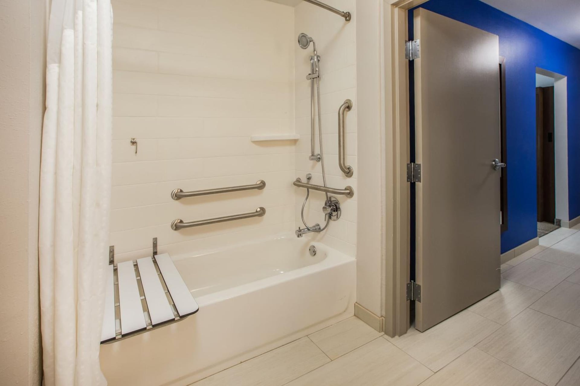 Holiday Inn Express & Suites - Redding by IHG, Redding, foto 4