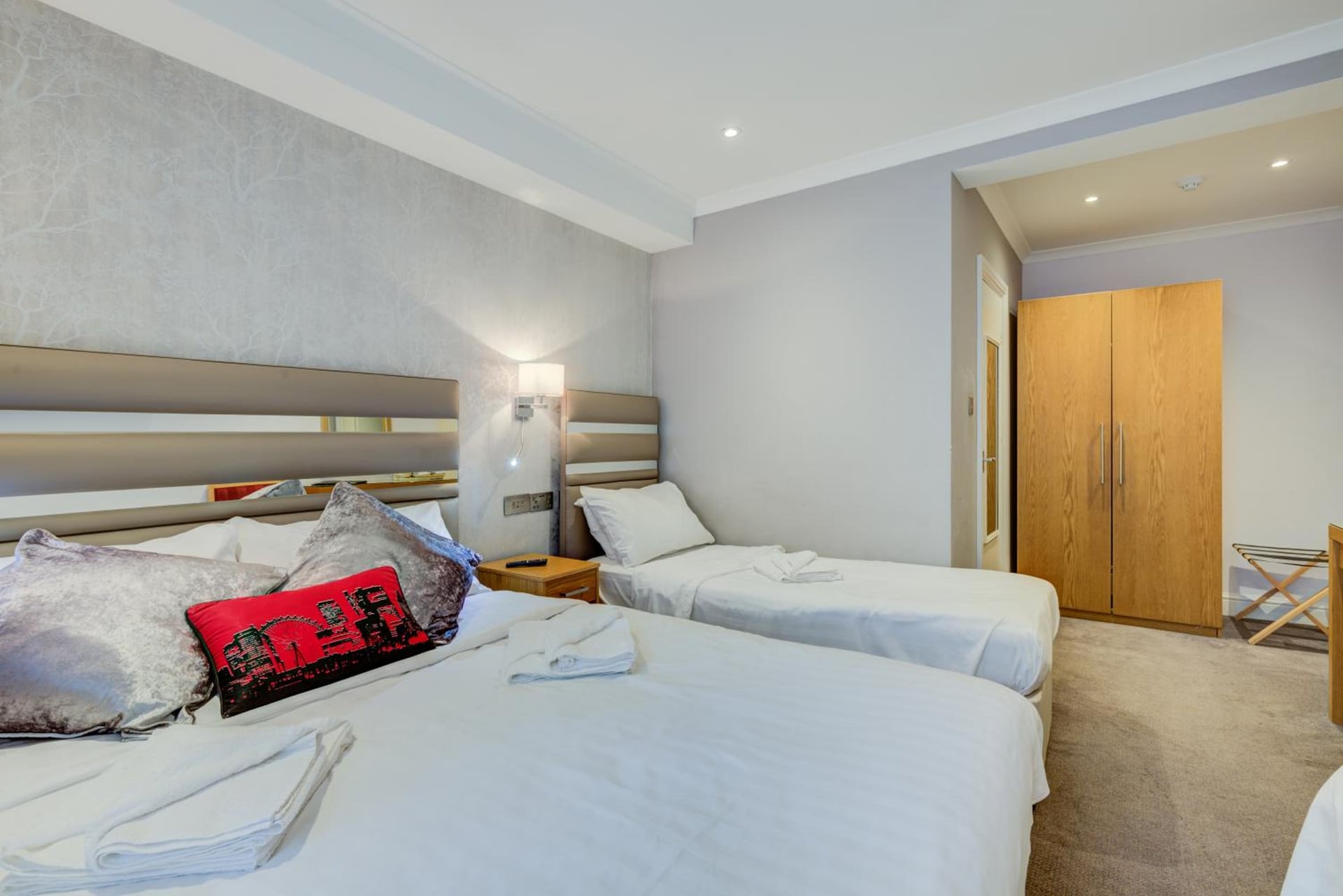 KingswayPark Hotel at Park Avenue, London, foto 3