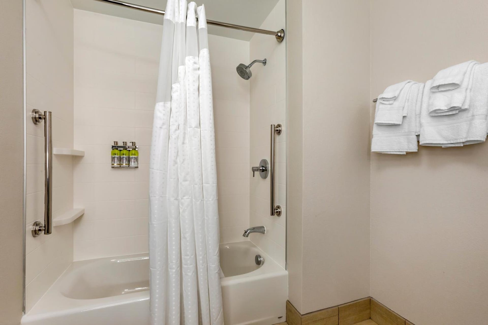 Holiday Inn Express & Suites - Phoenix Dwtn - State Capitol by IHG, Phoenix, foto 3