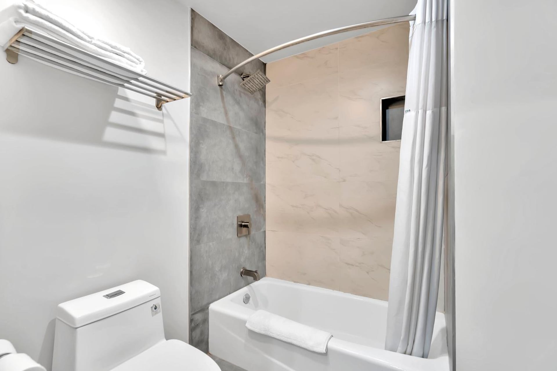 Exclusivo Inn and Suites, Lakewood, foto 5