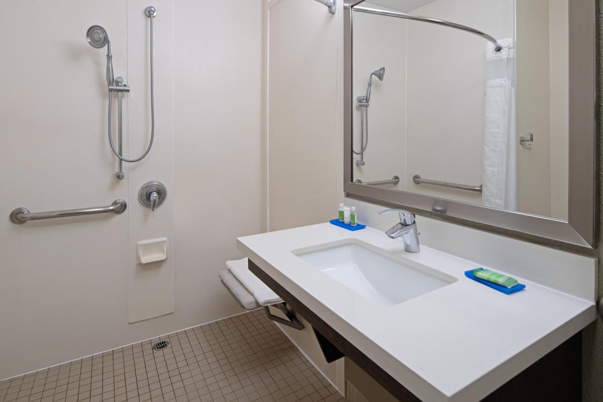 Holiday Inn Express & Suites - Valencia - Santa Clarita by IHG, Valencia, foto 4