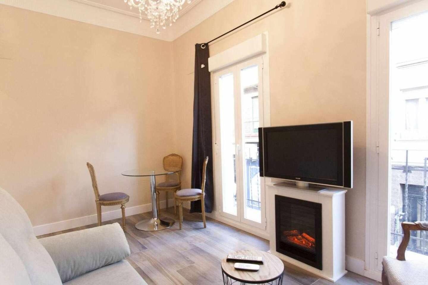NEW. Moderno y elegante apartamento céntrico., Madrid, foto 4