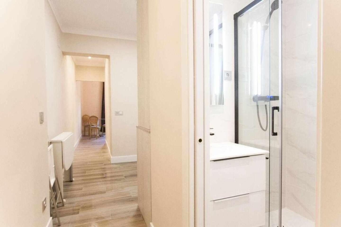 NEW. Moderno y elegante apartamento céntrico., Madrid, foto 5
