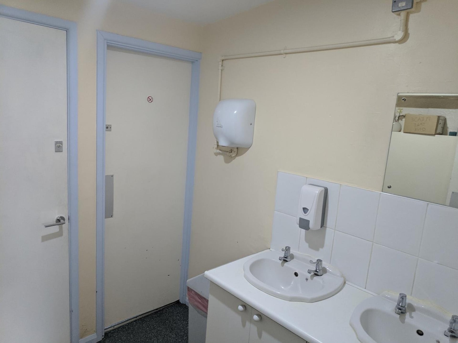 Harlow International, Harlow, foto 5