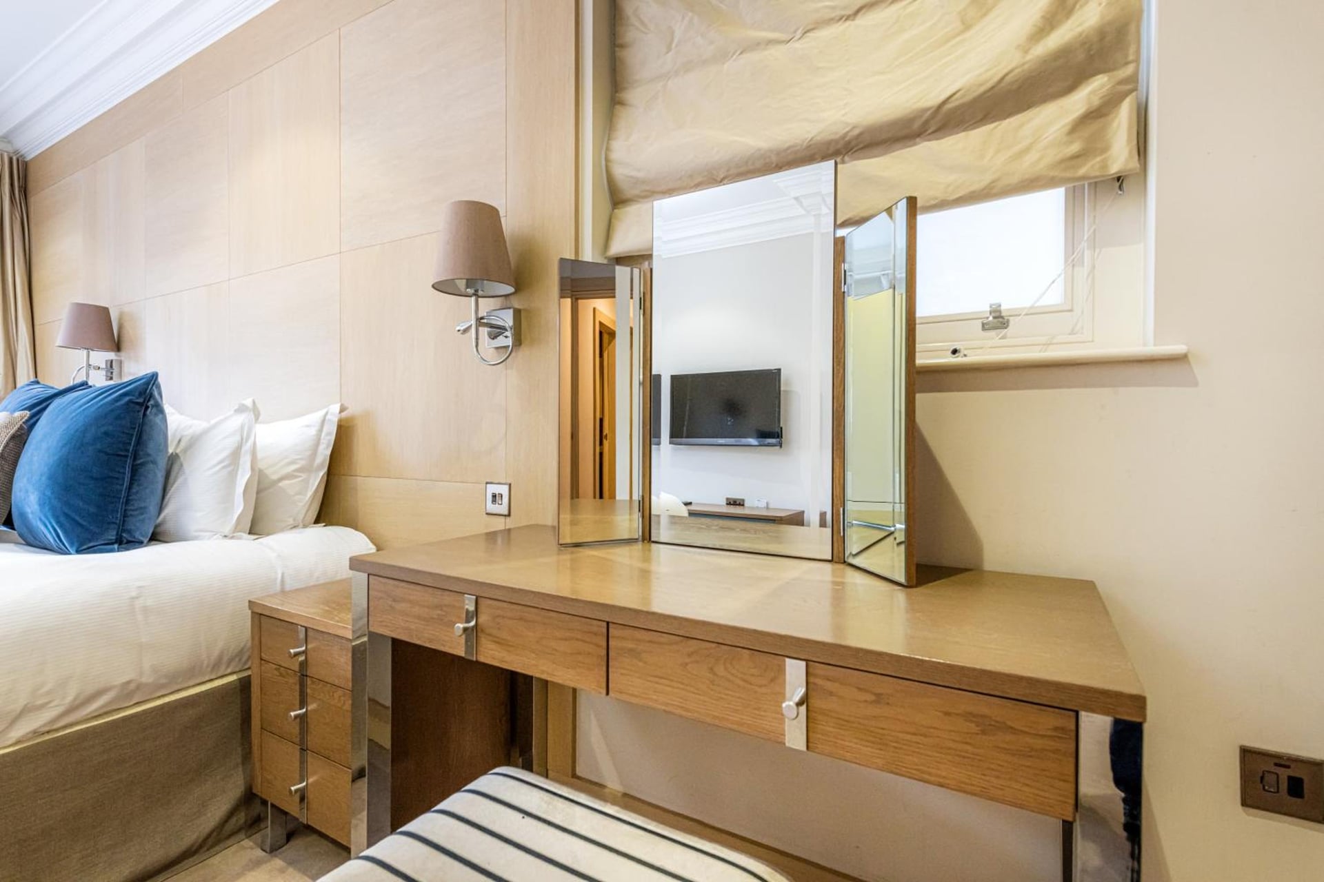 Claverley Court Apartments Knightsbridge, London, foto 4