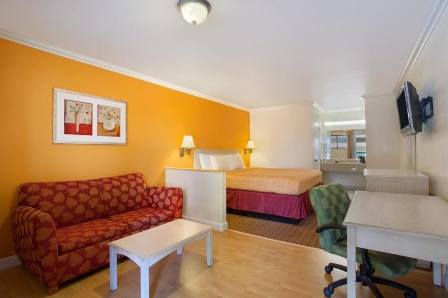 Red Lion Inn & Suites Lemoore, Lemoore, foto 5