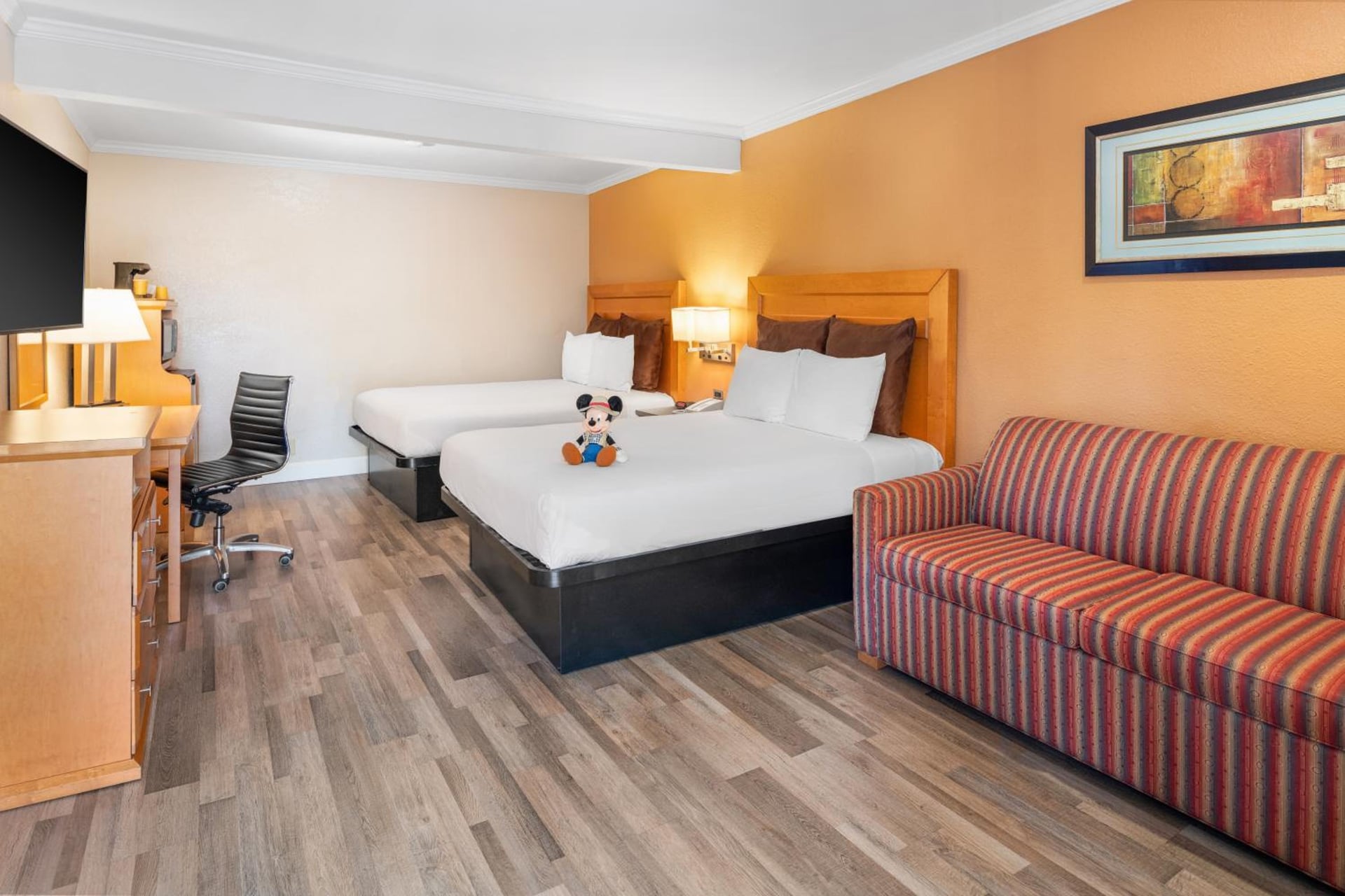 Anaheim Islander Inn and suites near Park and Convention center, Anaheim, foto 5