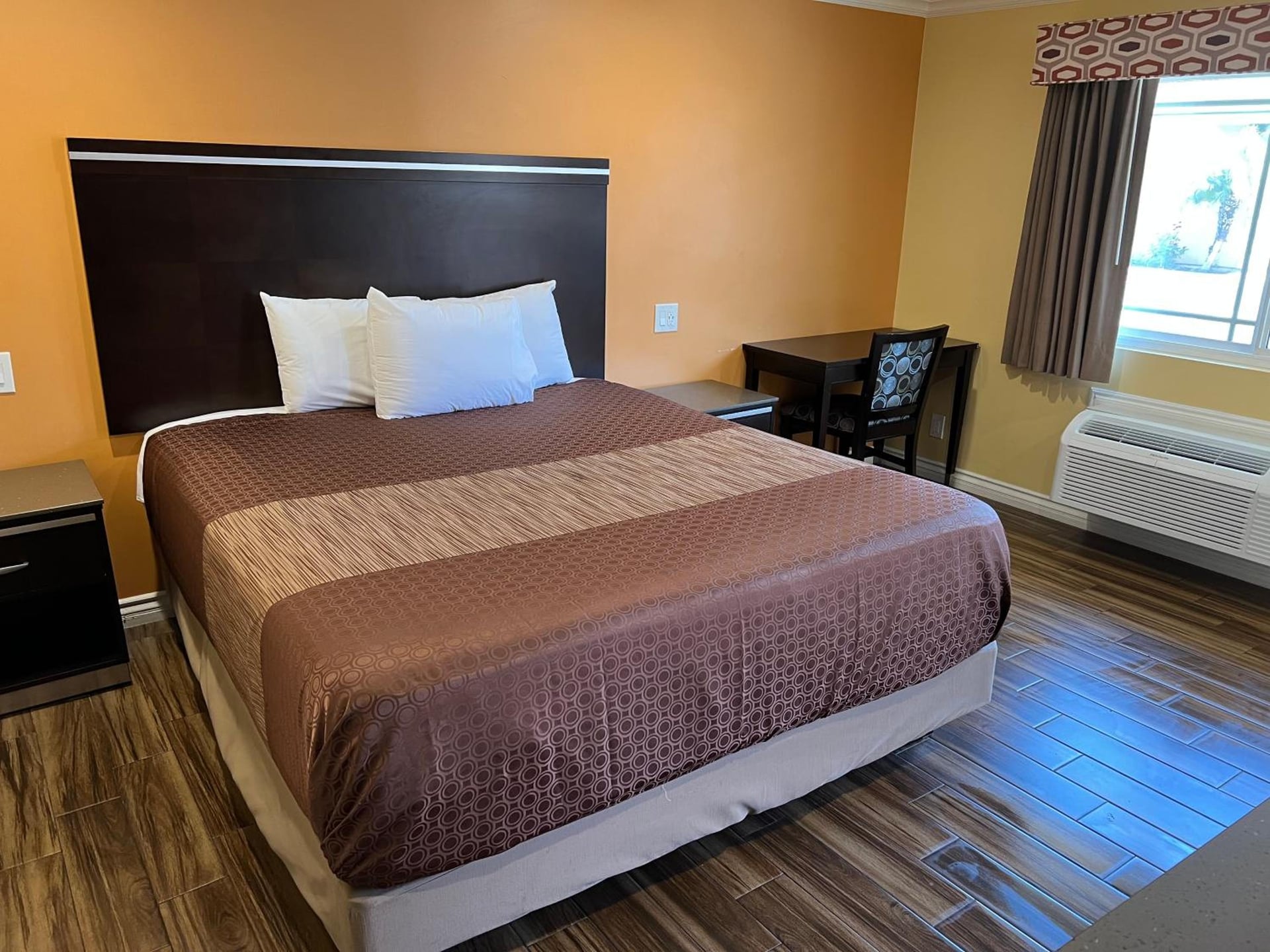 Walnut Inn & Suites West Covina, West Covina, foto 3