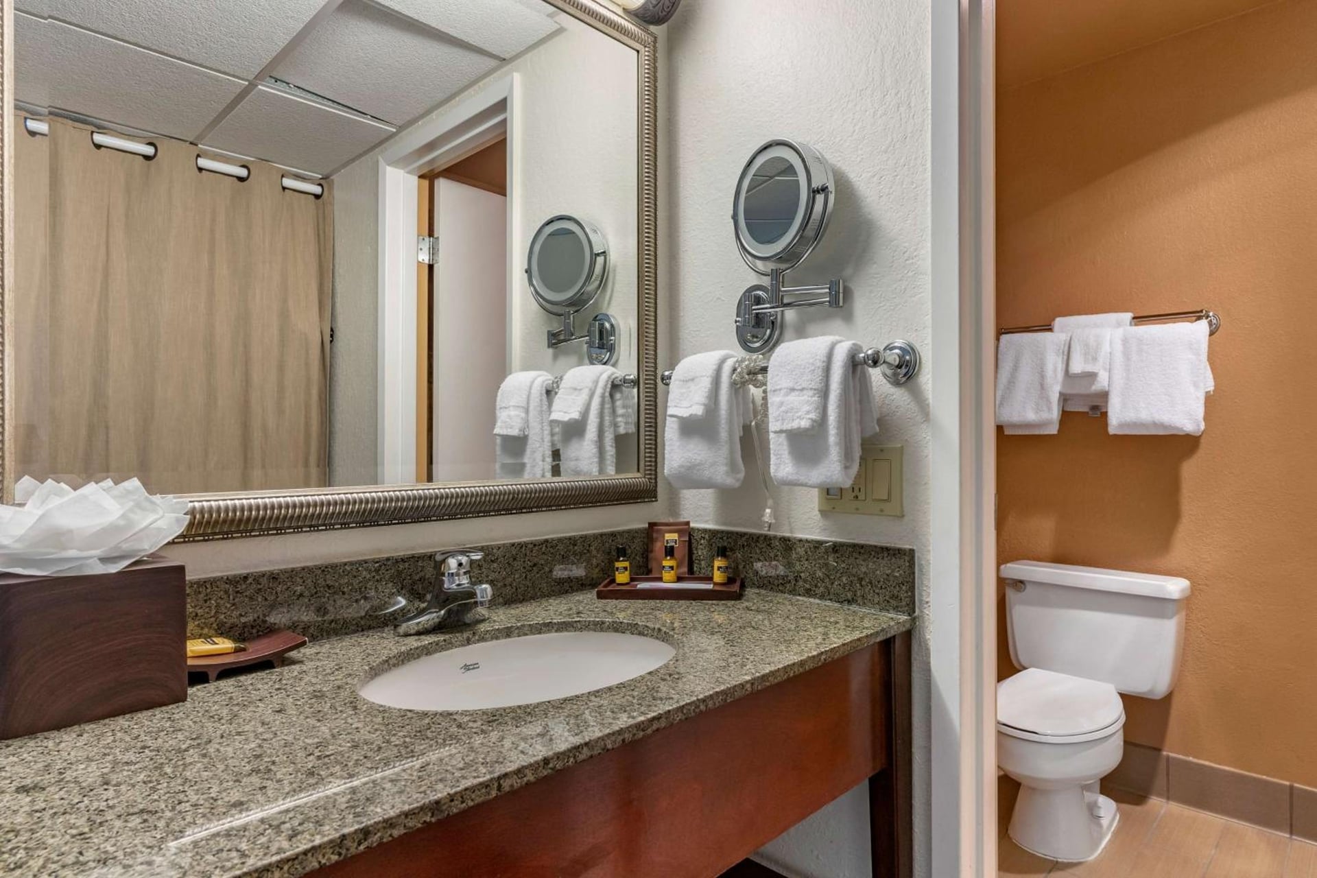 Best Western Plus Garden Court Inn, Fremont, foto 3
