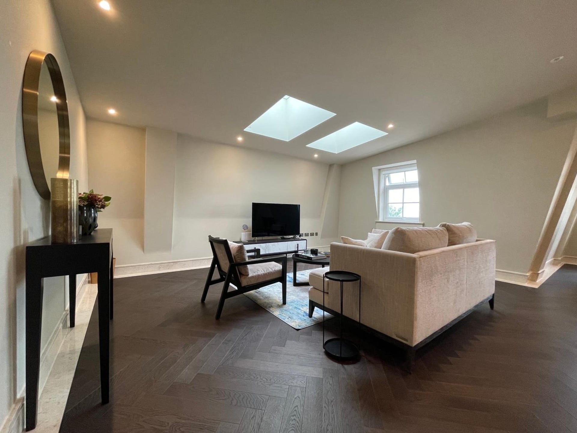 luxurious, 2 bed, 2 bath penthouse apartment in highly desirable Chigwell CHCL F8, Chigwell, foto 2