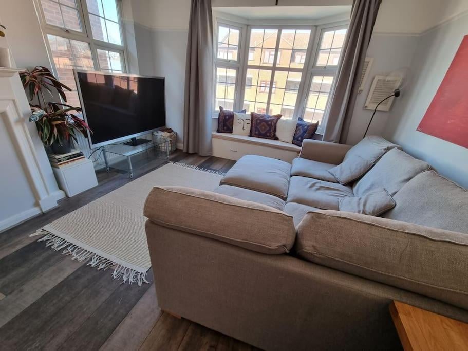 Lovely 2 bedroom flat in North West London, Hendon, foto 4