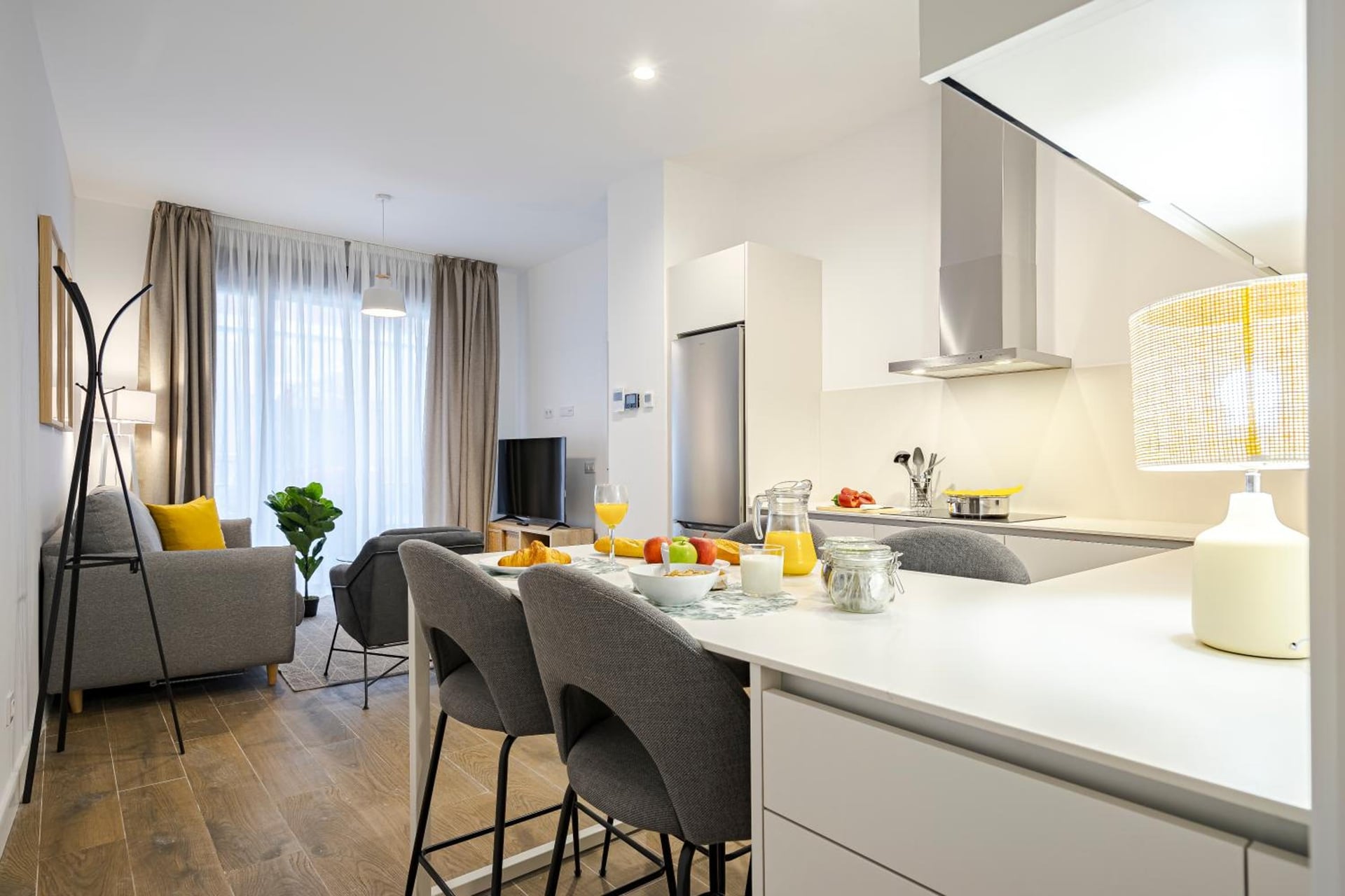 Feelathome Castilla Apartments, Madrid, foto 2