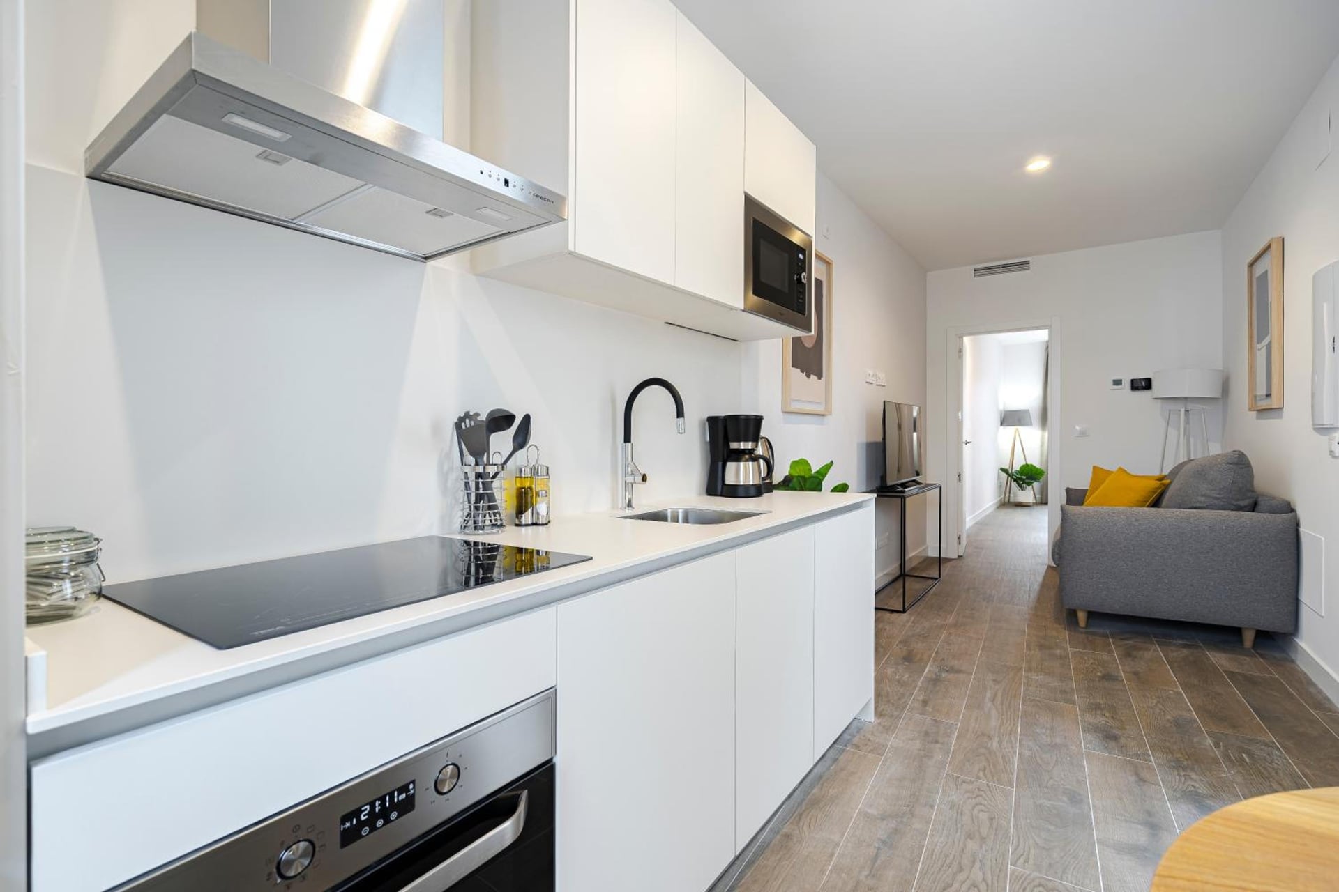 Feelathome Castilla Apartments, Madrid, foto 4